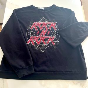 Tres Bien Graphic Sweatshirt